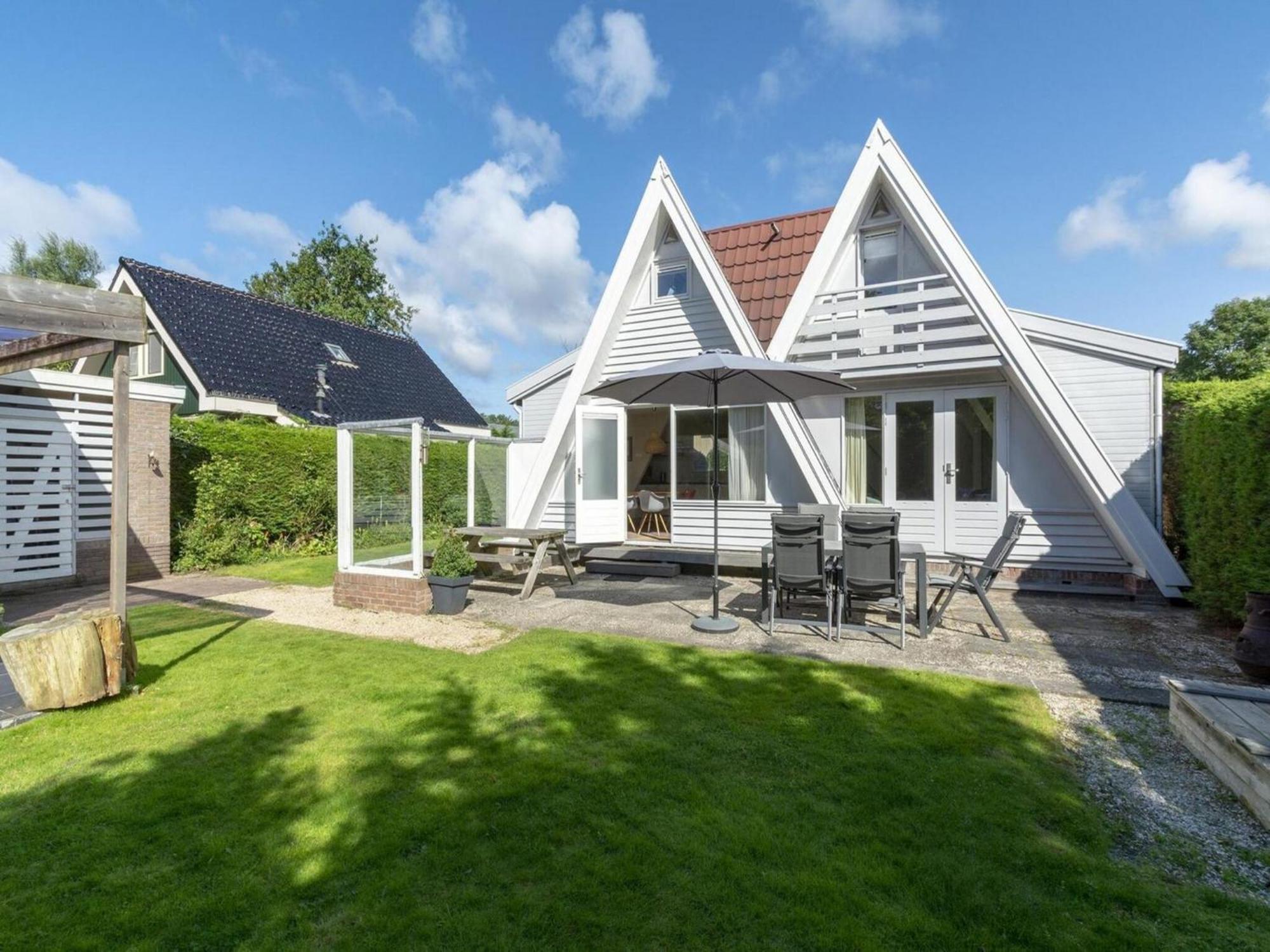 Cozy Holiday Home With Garden Sint Maartensvlotbrug Exterior photo
