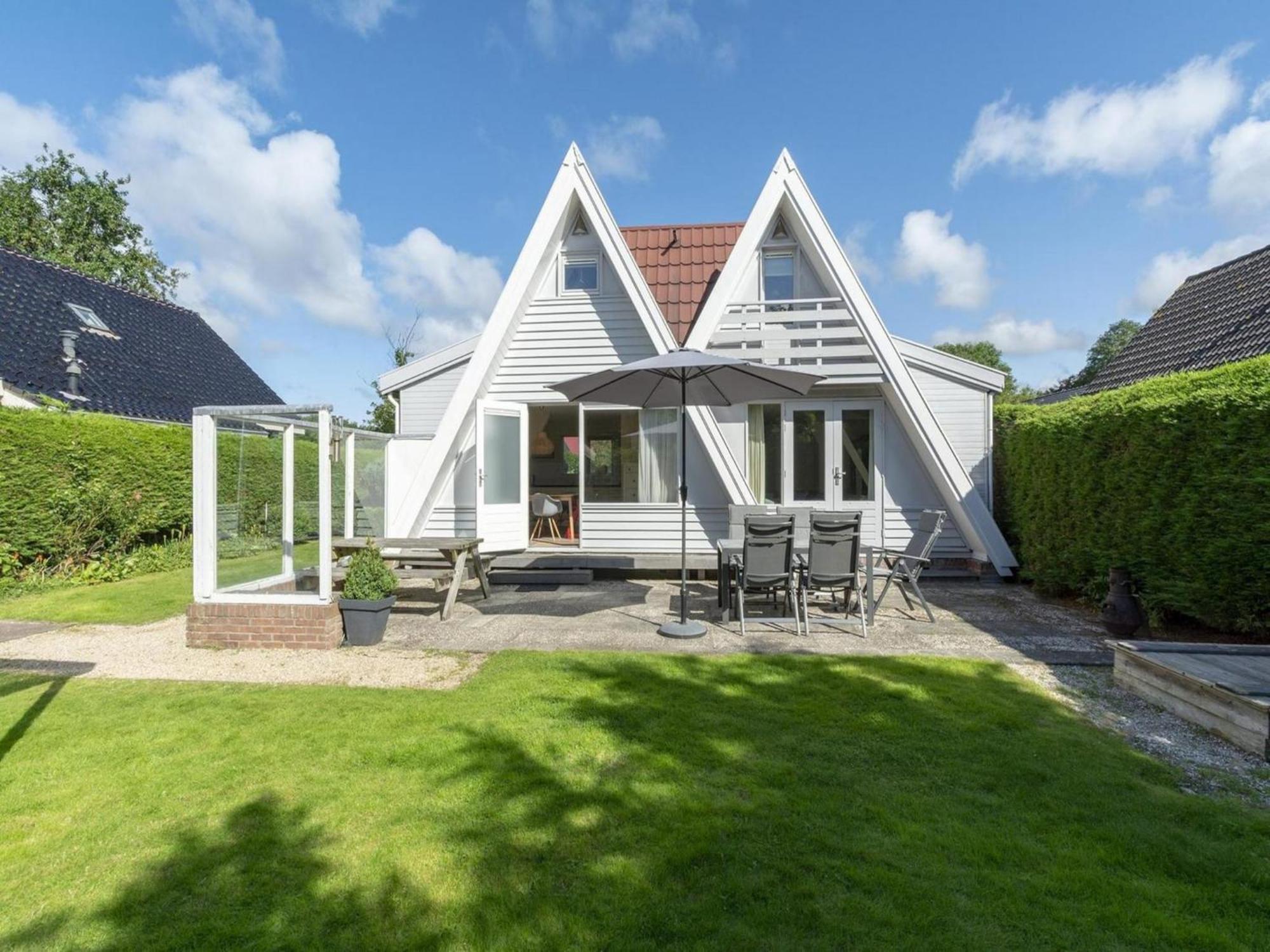 Cozy Holiday Home With Garden Sint Maartensvlotbrug Exterior photo